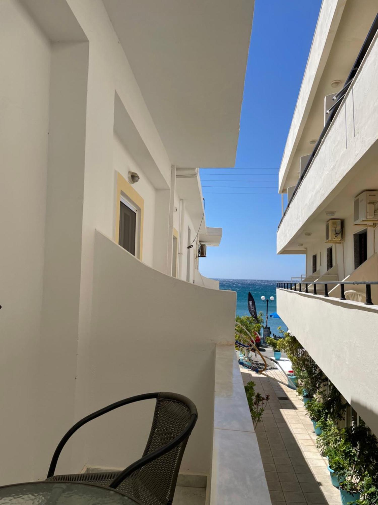 Giant Woman Apartment Tsoutsouros  Bagian luar foto