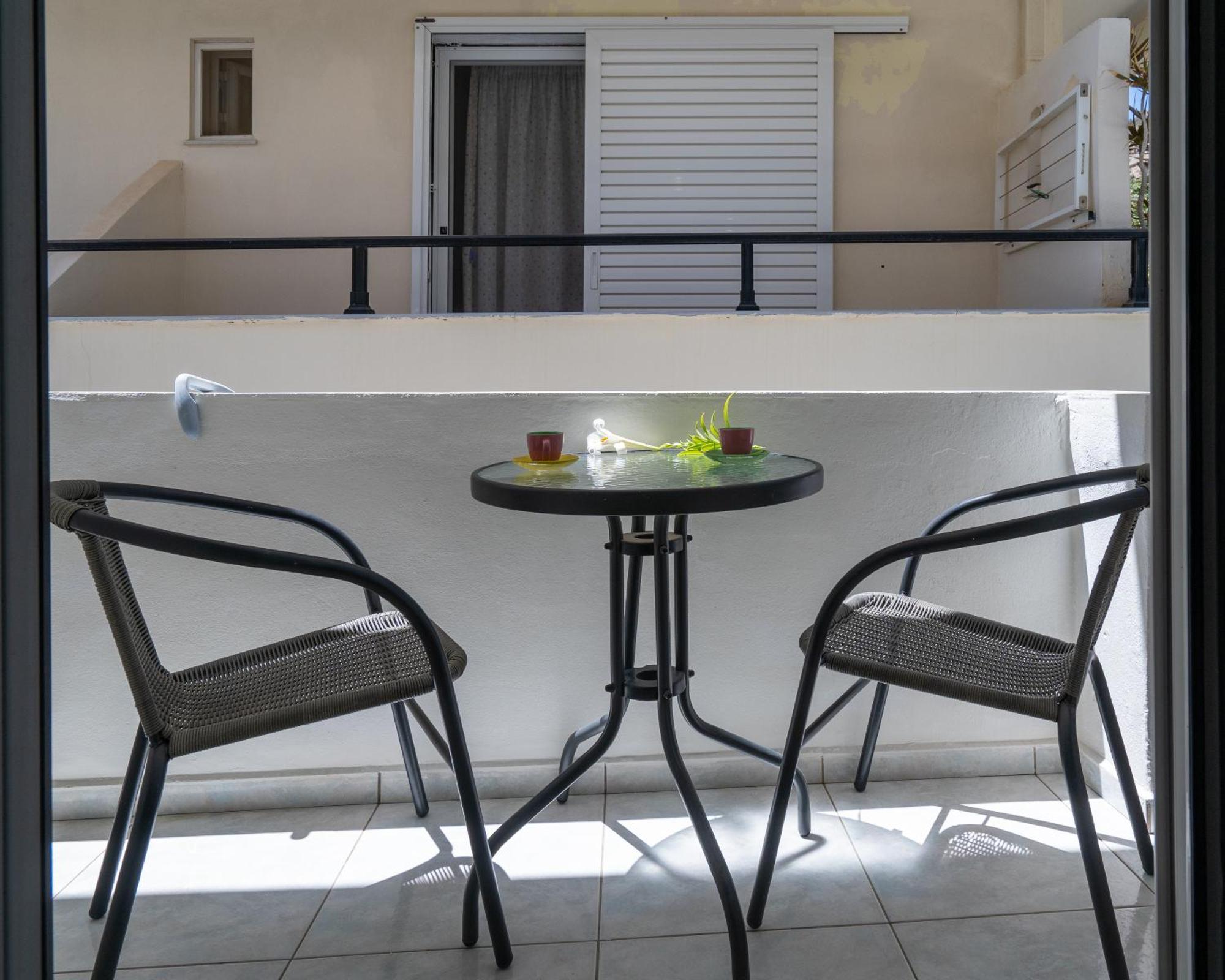 Giant Woman Apartment Tsoutsouros  Bagian luar foto