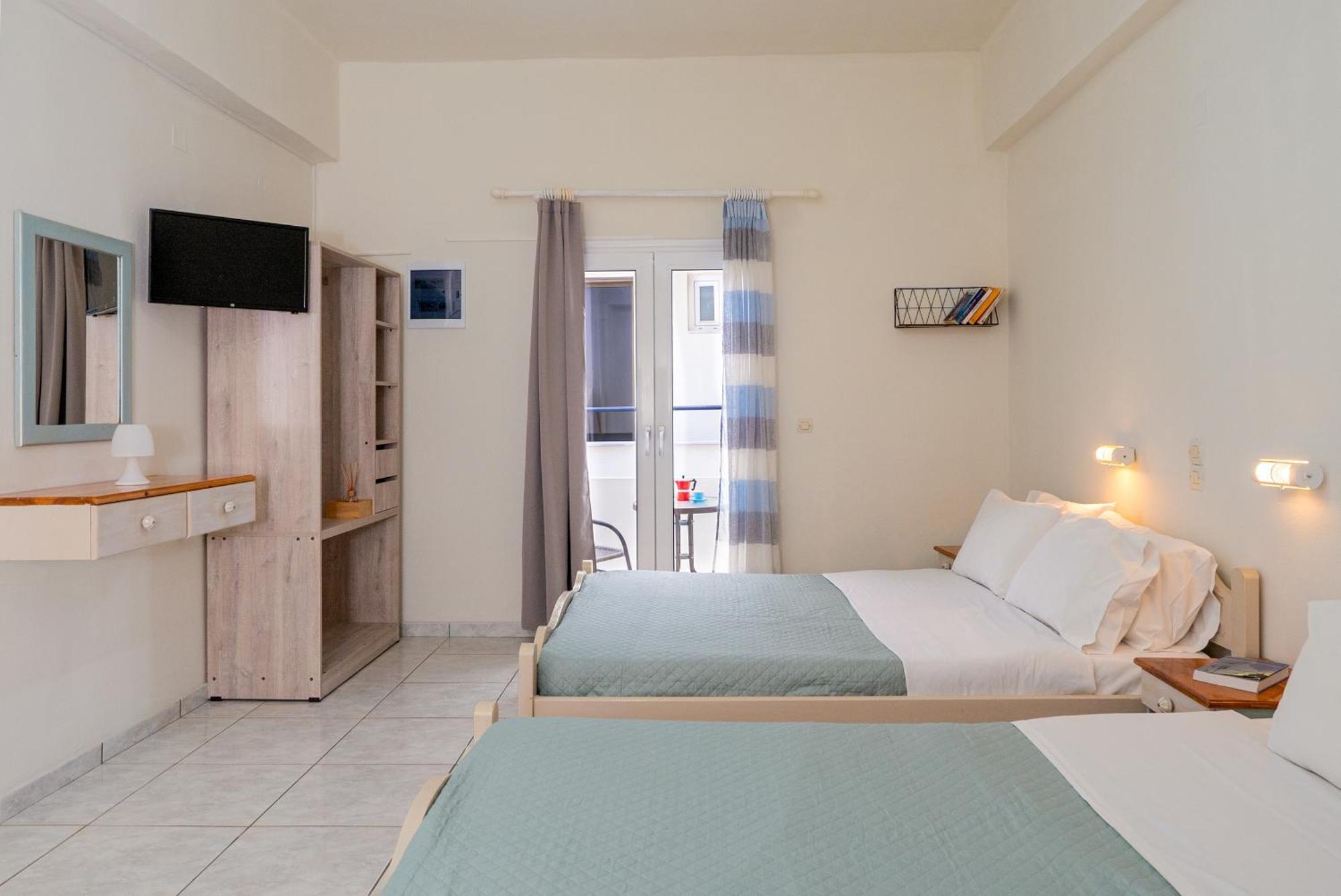 Giant Woman Apartment Tsoutsouros  Bagian luar foto