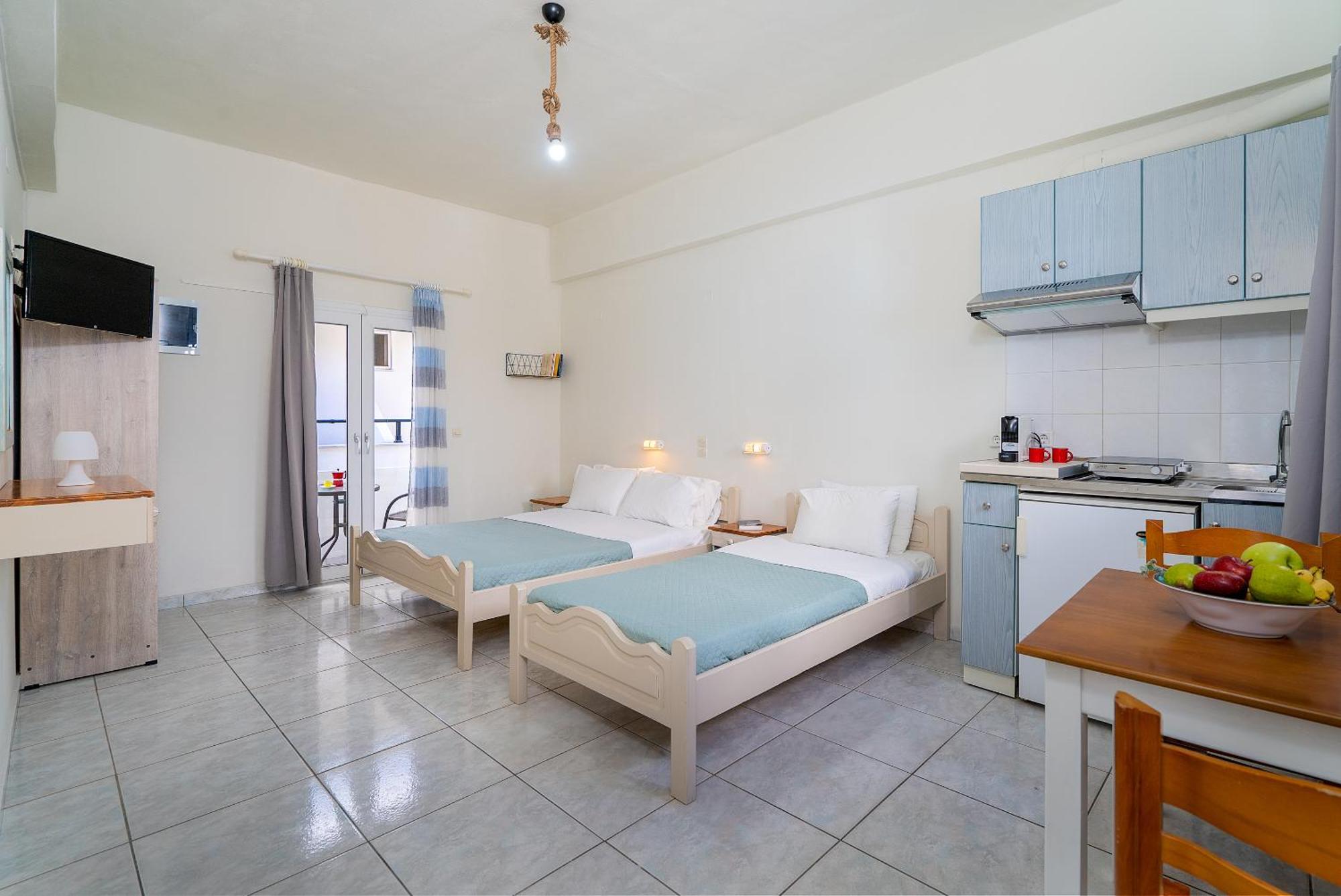 Giant Woman Apartment Tsoutsouros  Bagian luar foto