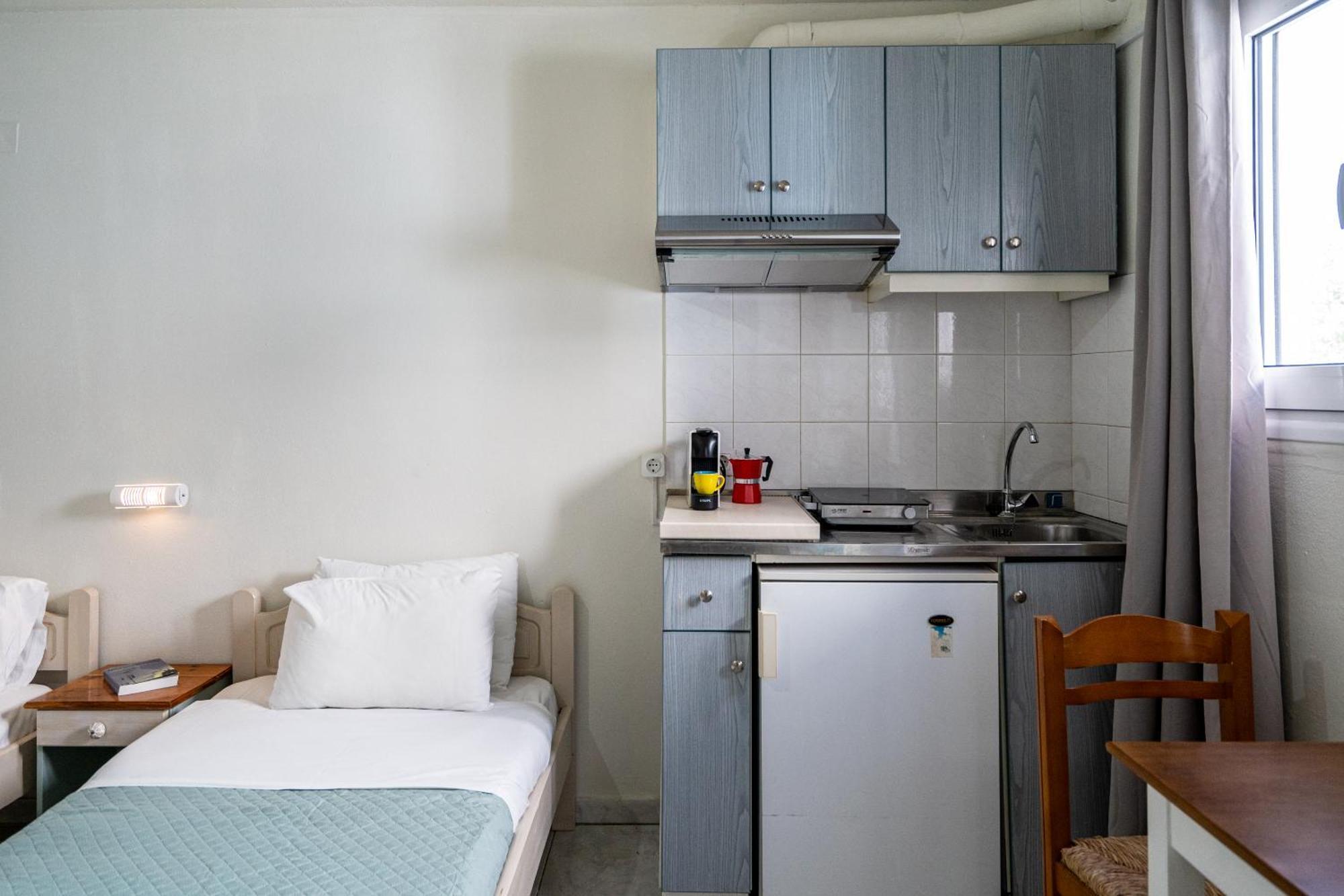 Giant Woman Apartment Tsoutsouros  Bagian luar foto